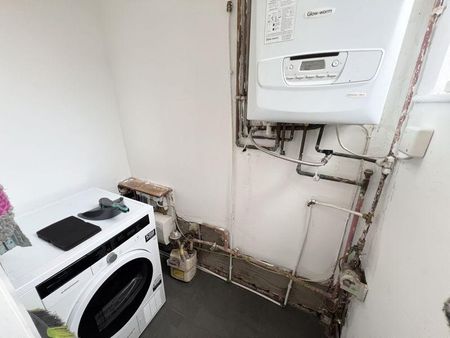 3 bedroom property to rent - Photo 4