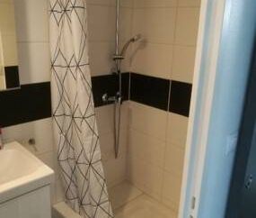 Studio meublé 24m2 facs Jonelière - Photo 3