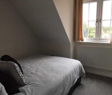 3 bedroom terraced house to rent - Photo 5