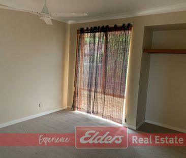 EASY LIVING IN CUL DE SAC LOCATION! - Photo 1