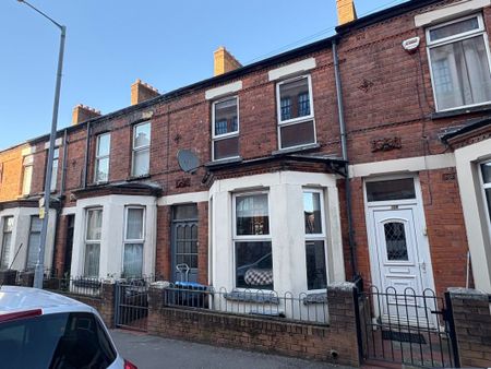 98 Ravenhill Avenue ( NON - HMO ), Belfast BT6 8LH - Photo 2