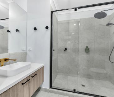 Modern 3 Bedroom Home in the Heart of Sunbury - Comfort, Style & Co... - Photo 4