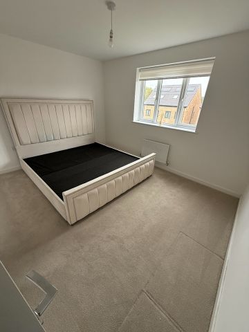 3 Bed Semi-Detached House, Hawes Way, S60 - Photo 4