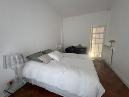 Location Appartement 3 pièces 76m² NICE 06000 - Photo 4