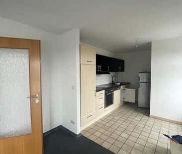 gepflegte 2 Zimmer mit großem Balkon zu vermieten ! - Foto 1