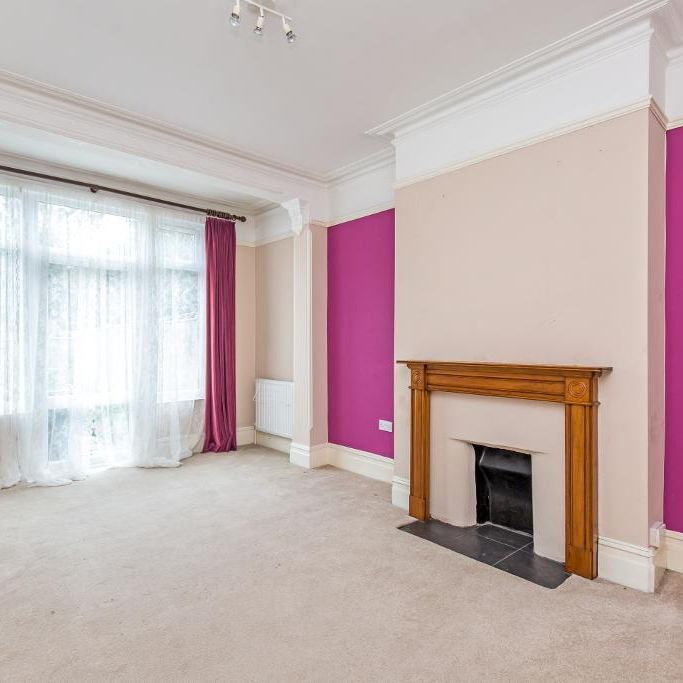 4 bedroom semi-detached house to rent - Photo 1