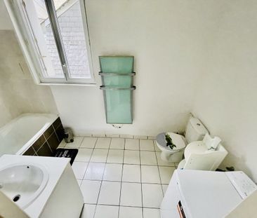 Location Appartement 3 pièces 65m² CHATELLERAULT 86100 - Photo 4