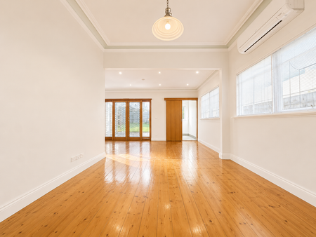 Delightful Family Home In The Heart Of Preston - Photo 2