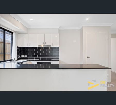 4 Raven Court, Park Ridge, Qld 4125 - Photo 5