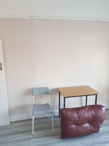 Room in a Shared Flat, Two Mile Hill Road, BS15 - Photo 3