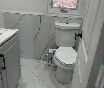 108 Courtleigh Square - Photo 4