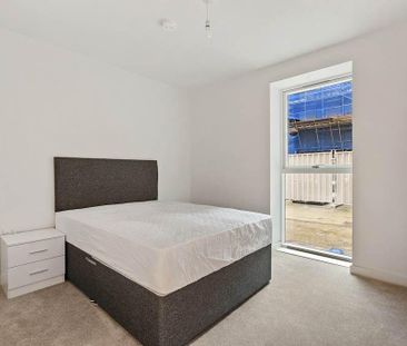 2 bedroom flat to rent - Photo 6