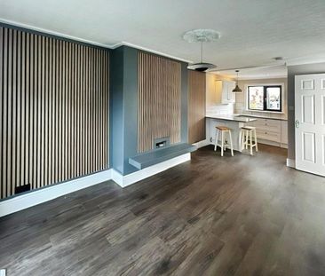 2 bedroom semi-detached house to rent - Photo 3