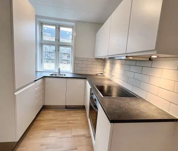 Indflytningsklar lejlighed med lys og ro i Aalborg - Foto 6