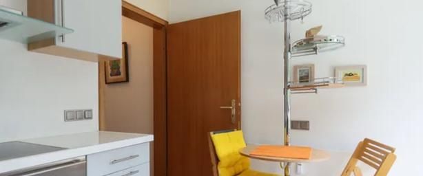 Großzügige Wohnung ruhig und dennoch zentral - Foto 1