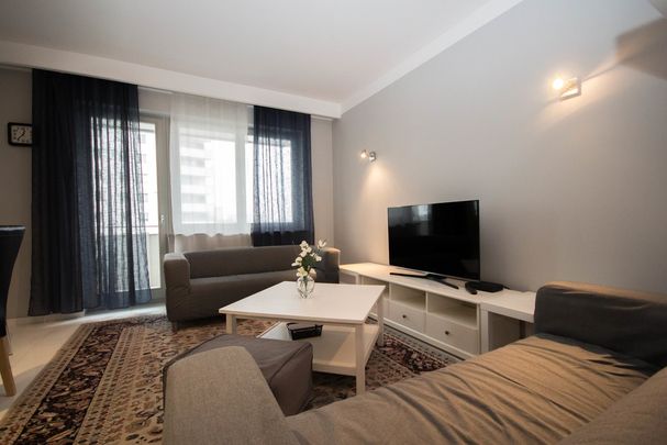 Piękny apartament na strzeżonym osiedlu w CENTRUM! - Photo 1