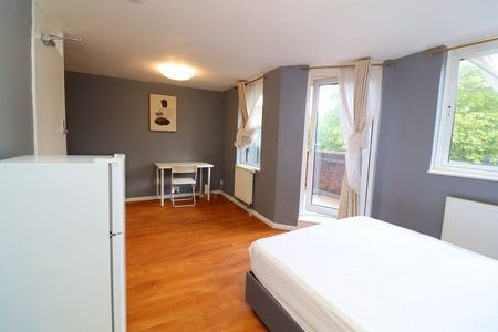 Room in a Shared Flat, Talbot Road, W11 - Photo 4