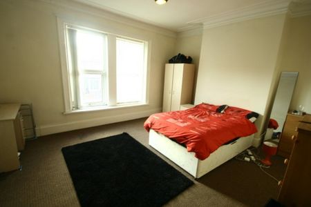 4 Bed - Chillingham Road, Heaton - Photo 5