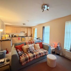 2 bedroom apartment to rent - Photo 2