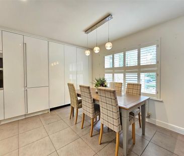 3 bedroom semi-detached house to rent - Photo 4