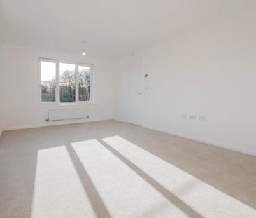 4 bedroom apartment to rent - Photo 1