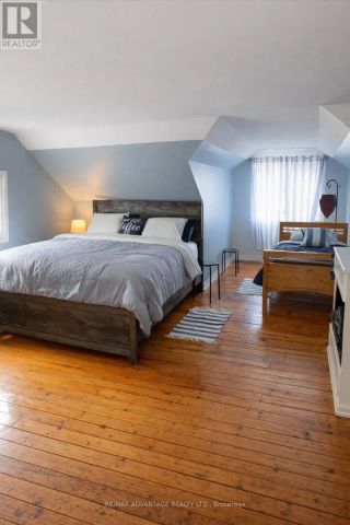 245 COLBORNE STREET - Photo 5