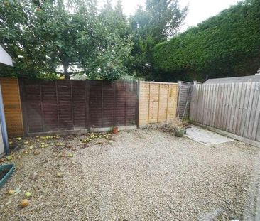Stratton, Cirencester, GL7 - Photo 4