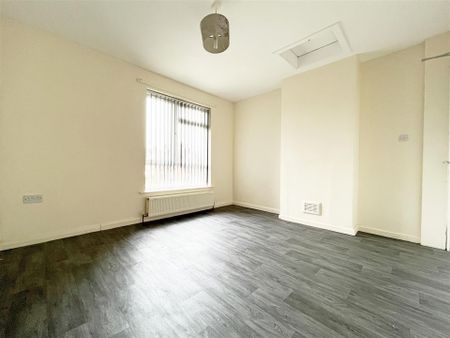 3 bedroom End of terrace house to rent - Photo 4