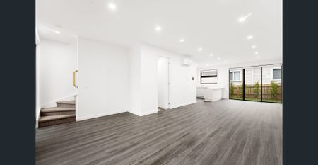 Beautiful Style, Convenience, and Privacy - Photo 5