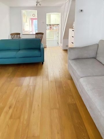 2 bedroom terraced house to rent - Photo 2