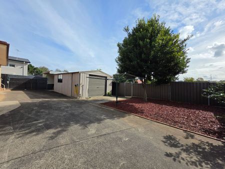 For Lease – Spacious Family Home - Photo 5
