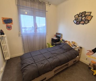 Location Appartement 3 pièces 54m² BEUVRAGES 59192 - Photo 5