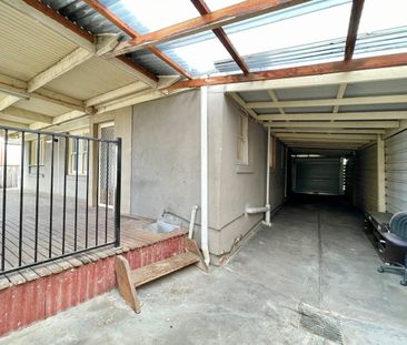 190 Ballarat road, Maidstone, Vic 3012 - Photo 3