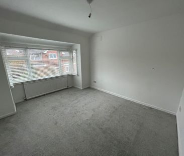 4 bedroom detached house to rent - Photo 6