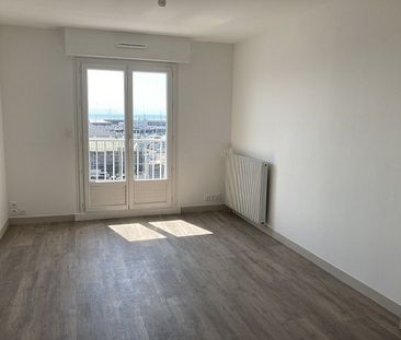 Location Appartement 2 pièces 35m² GRANVILLE 50400 - Photo 1