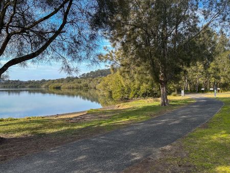 216 Brisbane Water Drive, Point Clare NSW 2250 - Photo 5