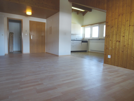 HEIMELIGE DACHWOHNUNG IM HERZEN VON BÜSSERACH - Photo 2