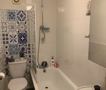 Room in a Shared Flat, Fishponds Road, BS16 - Photo 1