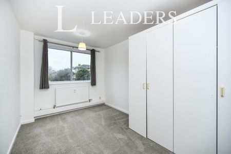 2 bedroom apartment to rent Ashdown, Eaton Road, Hove, BN3 - Photo 5