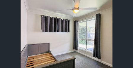 Beautiful Duplex Home - Alfresco, Garage, Air-Con, Solar Panels - Photo 5