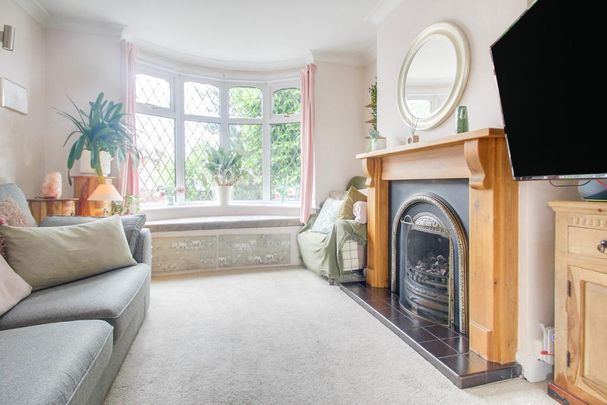 3 bedroom semi-detached house to rent - Photo 1