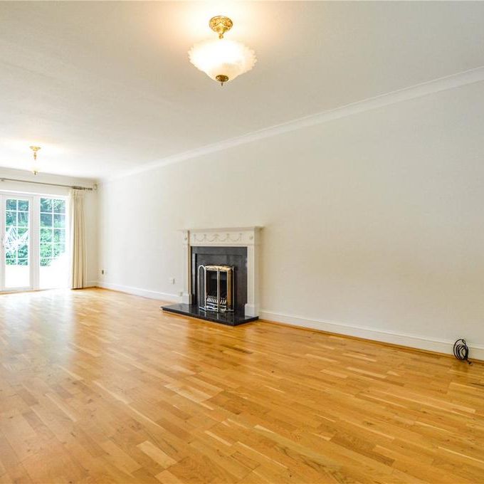 5 bedroom detached house to rent - Photo 1