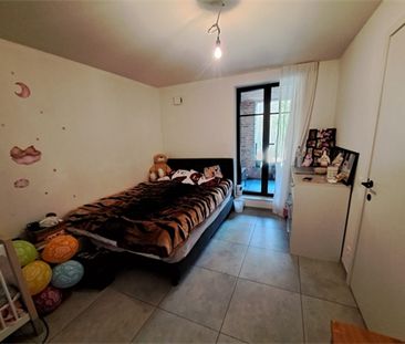 Een mooi afgewerkt appartement met ondergrondse parkeerplaats - Photo 6