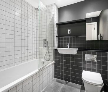 Poplar High Street - Photo 4