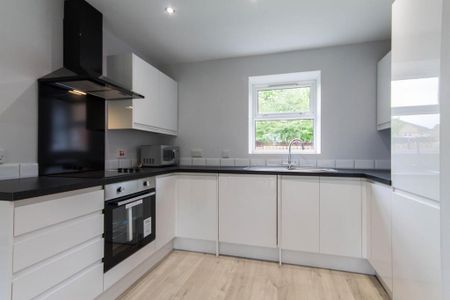 2 bedroom flat to rent - Photo 5