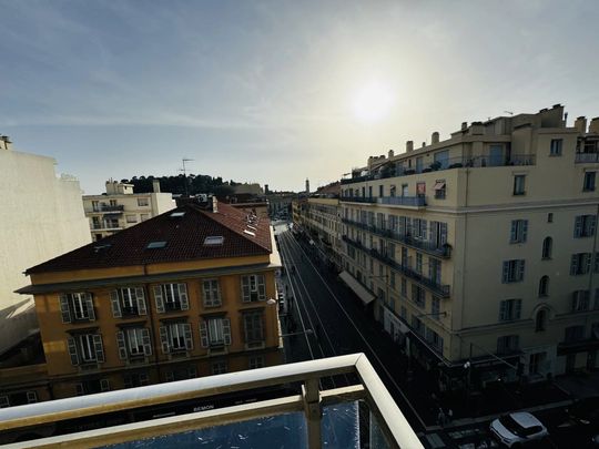 Location Appartement 3 pièces 74 m2 à Nice - Photo 1