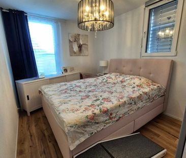 Superb 4.5 room apartment on the ground floor - Photo 2