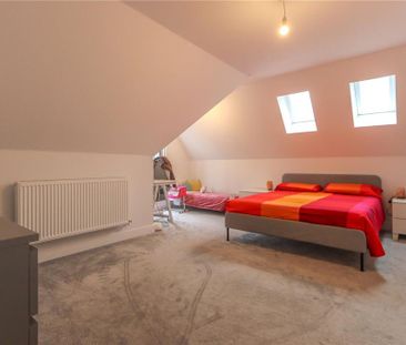 2 bedroom penthouse to rent - Photo 4