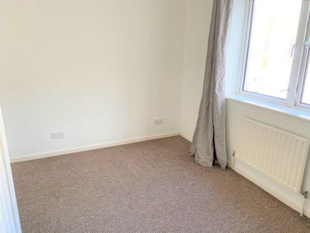 Sovereign Court, Brighton Marina Village - Photo 3