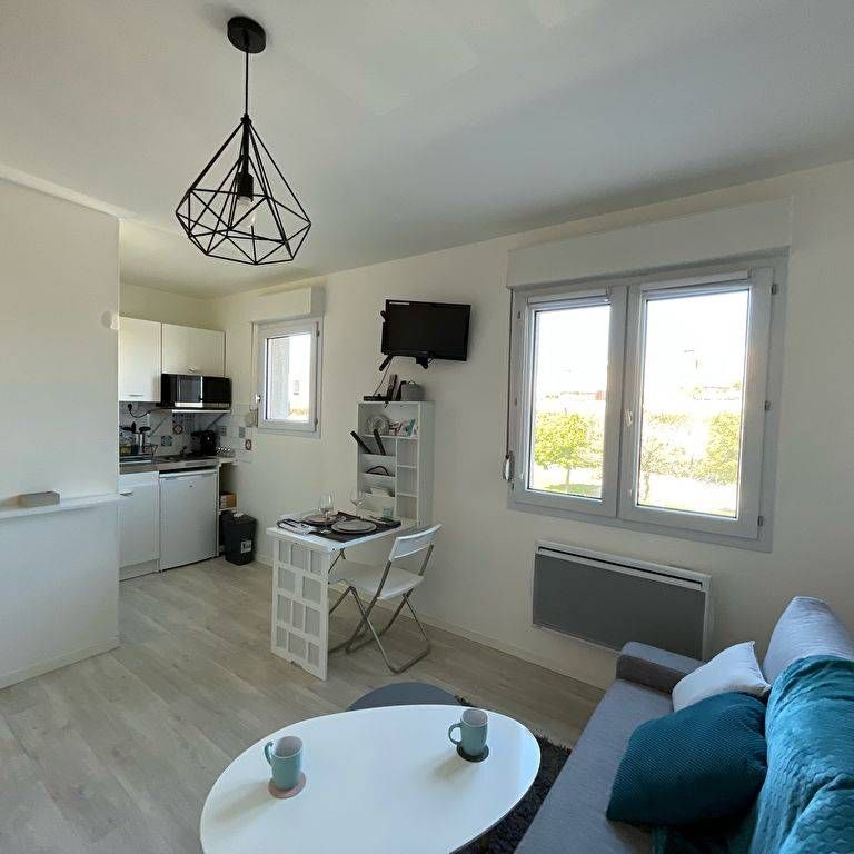 APPARTEMENT MEUBLE - STUDIO - EVREUX quartier Saint-Michel (27000) - Photo 1